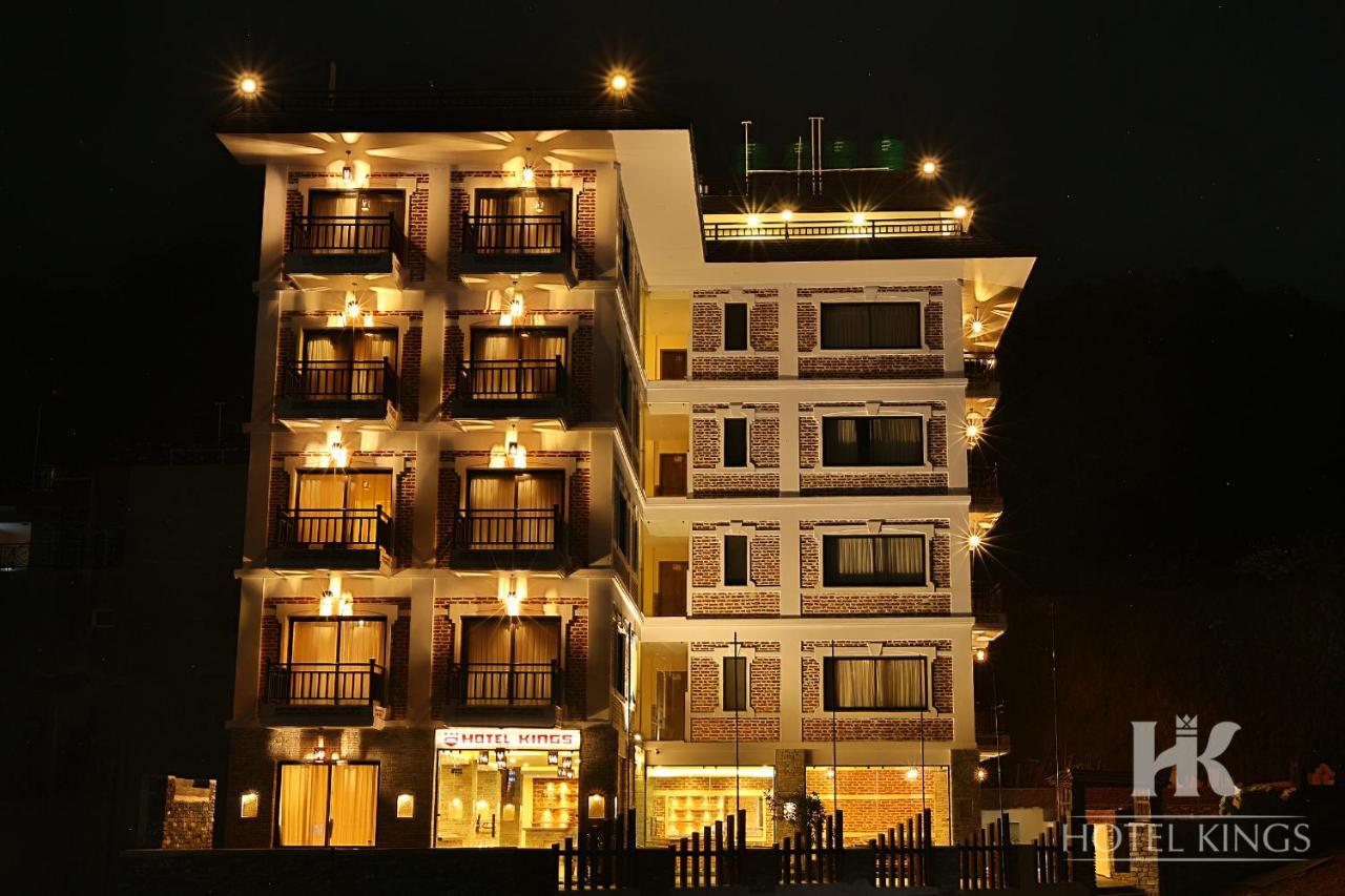 Hotel Kings Покхара Экстерьер фото